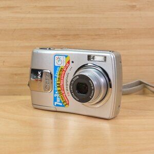 Vintage Pentax Optio M20 7 MP Digital Camera, with 3x Optical Zoom
